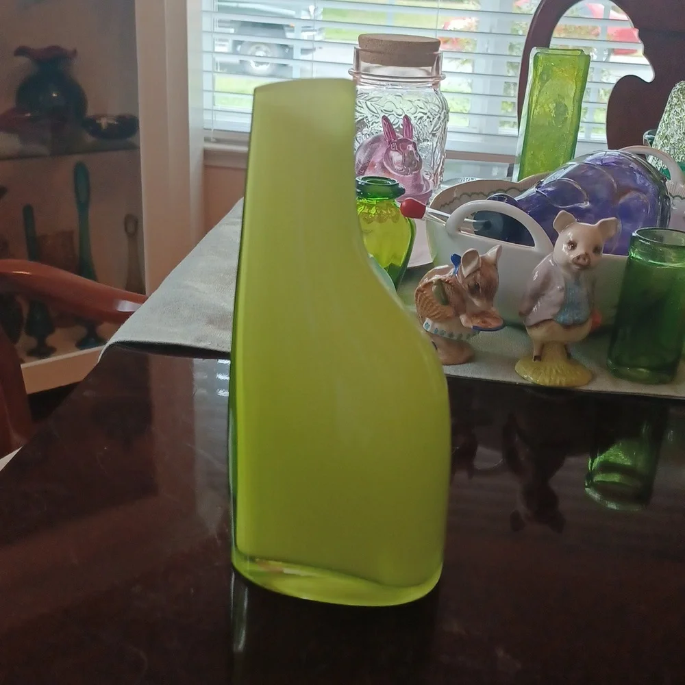💚IKEA OKKSO green cased vase